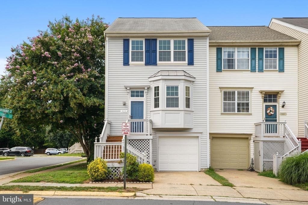 423 Mcdaniel Drive - Photo 0