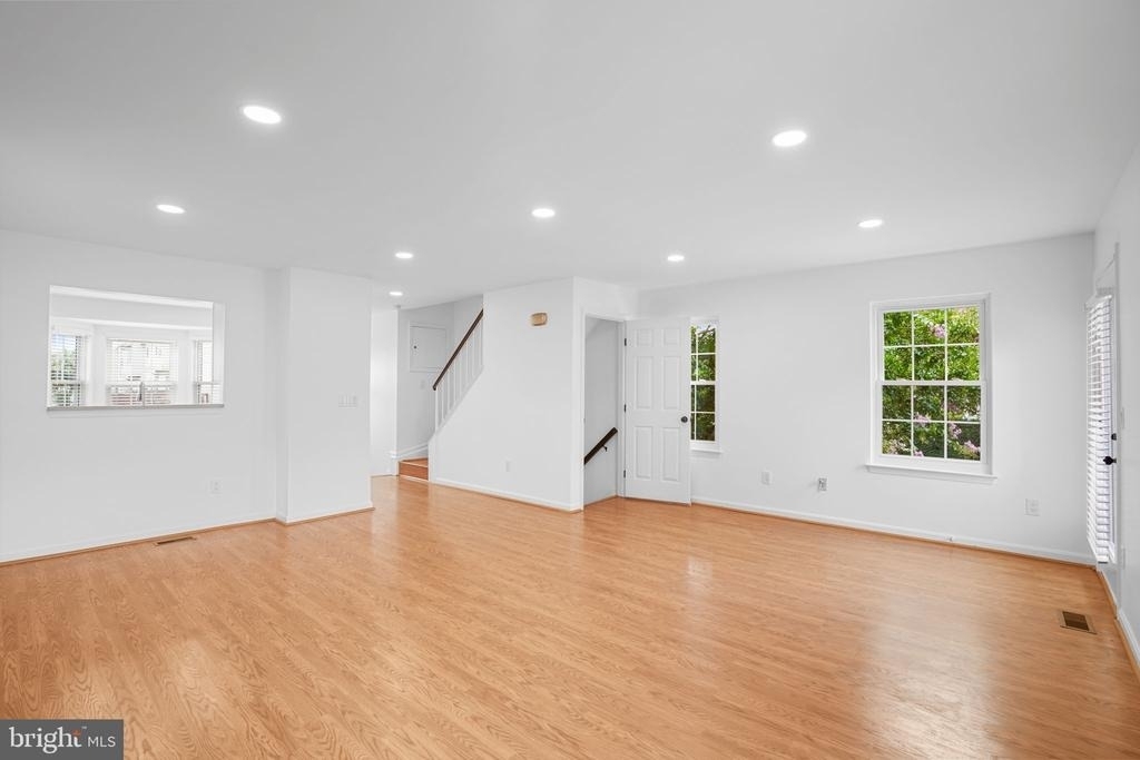 423 Mcdaniel Drive - Photo 13