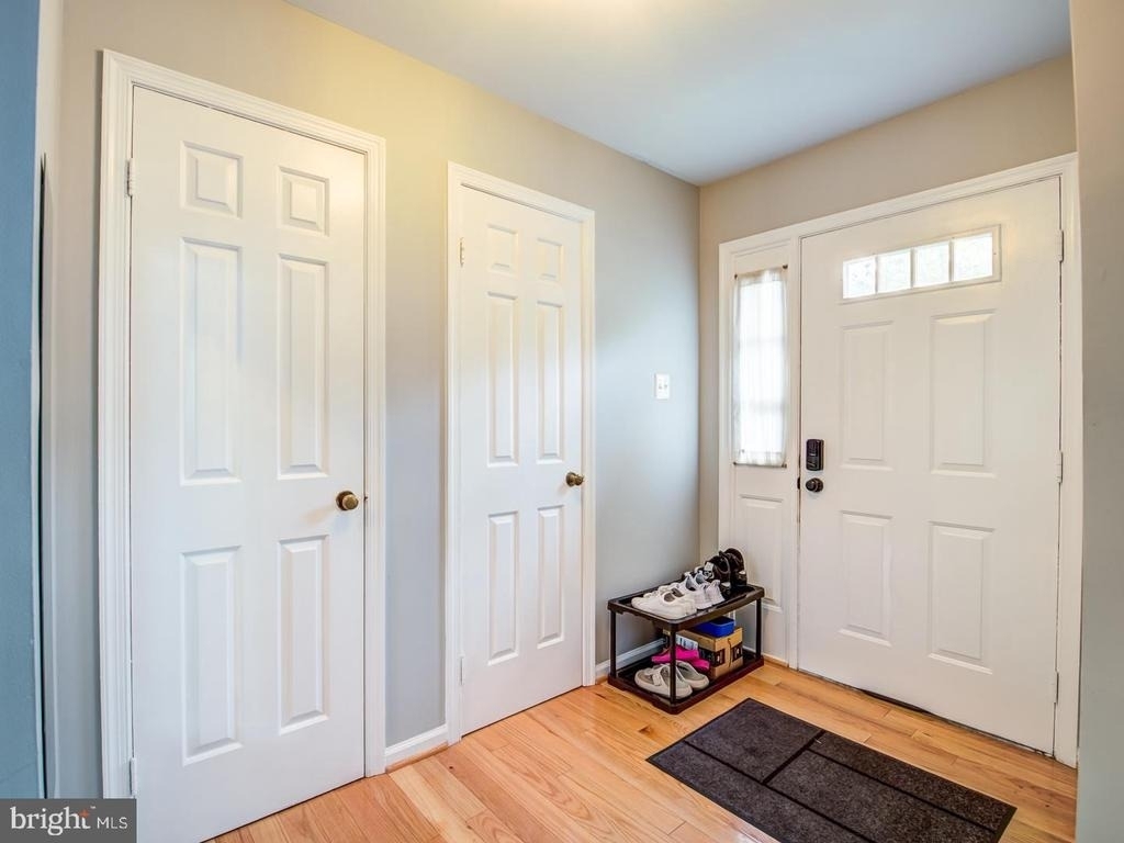 7112 Lake Cove Drive - Photo 2