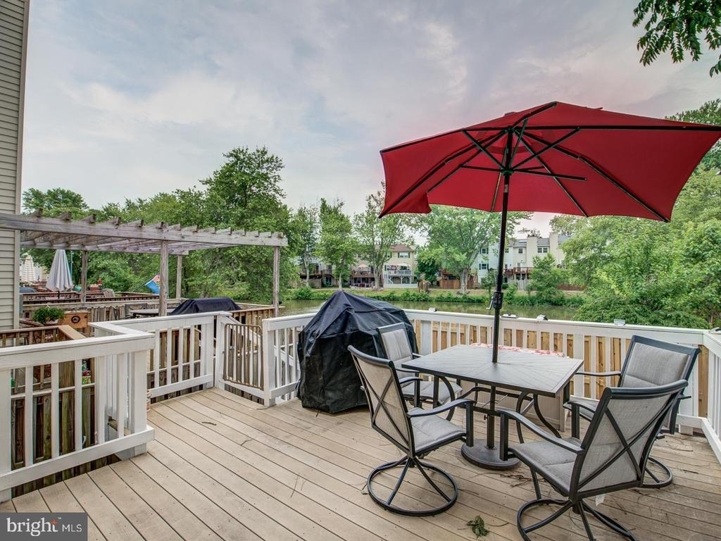 7112 Lake Cove Drive - Photo 42