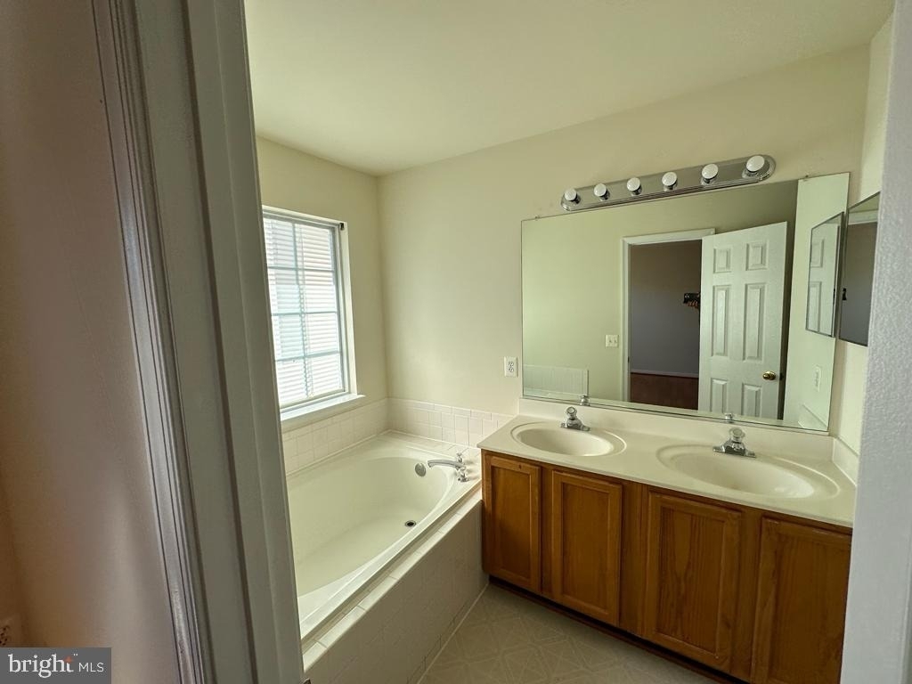 13517 Bannacker Place - Photo 23