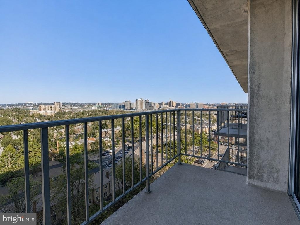 2059 Huntington Avenue - Photo 14