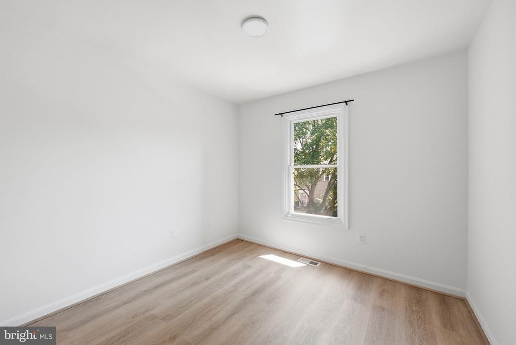 10153 Turnberry Place - Photo 15