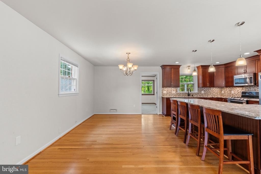 7305 Masonville Court - Photo 6