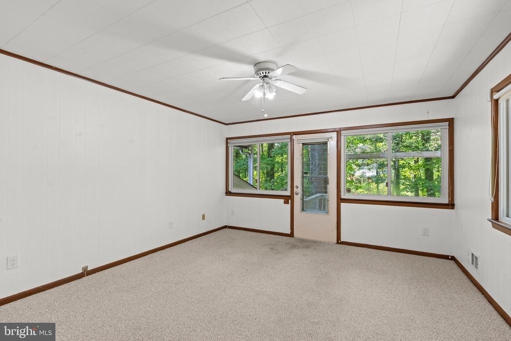 7305 Masonville Court - Photo 11