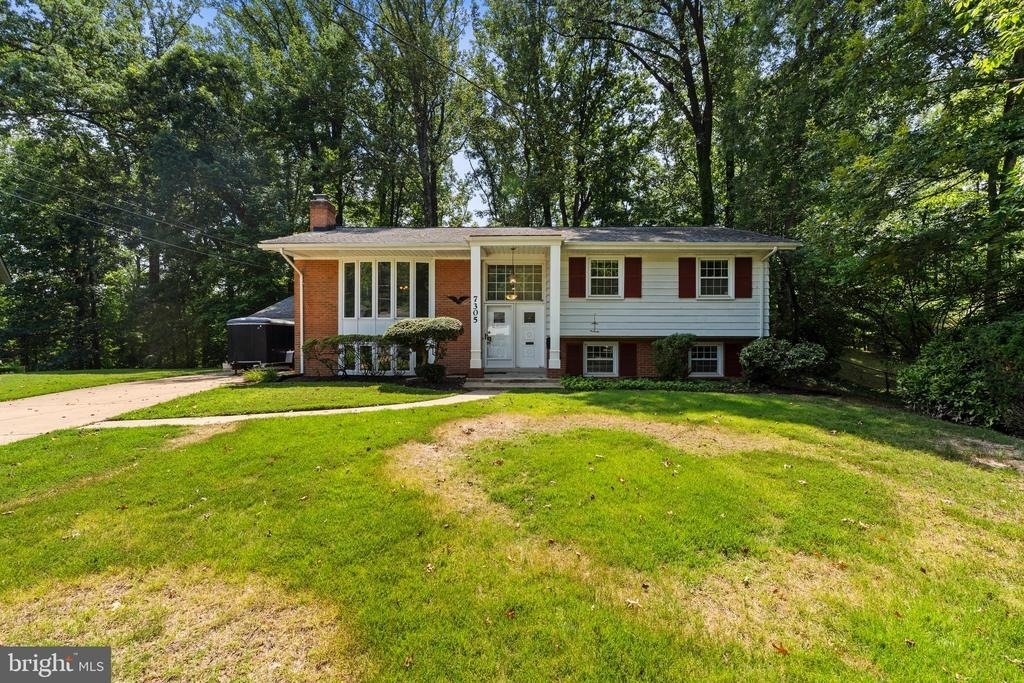 7305 Masonville Court - Photo 0