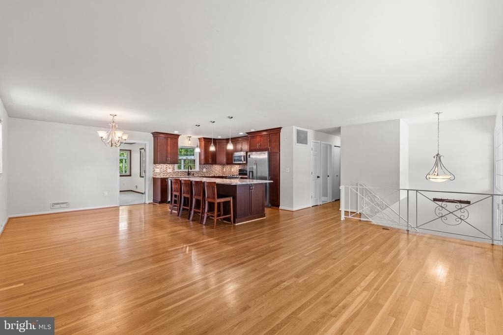 7305 Masonville Court - Photo 4