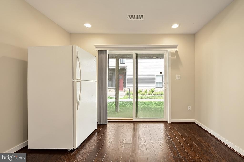 6230 Almerico Place - Photo 47