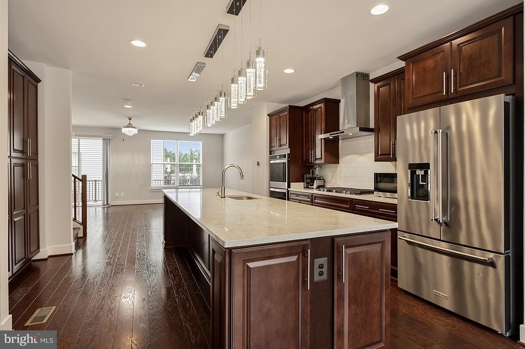 6230 Almerico Place - Photo 14