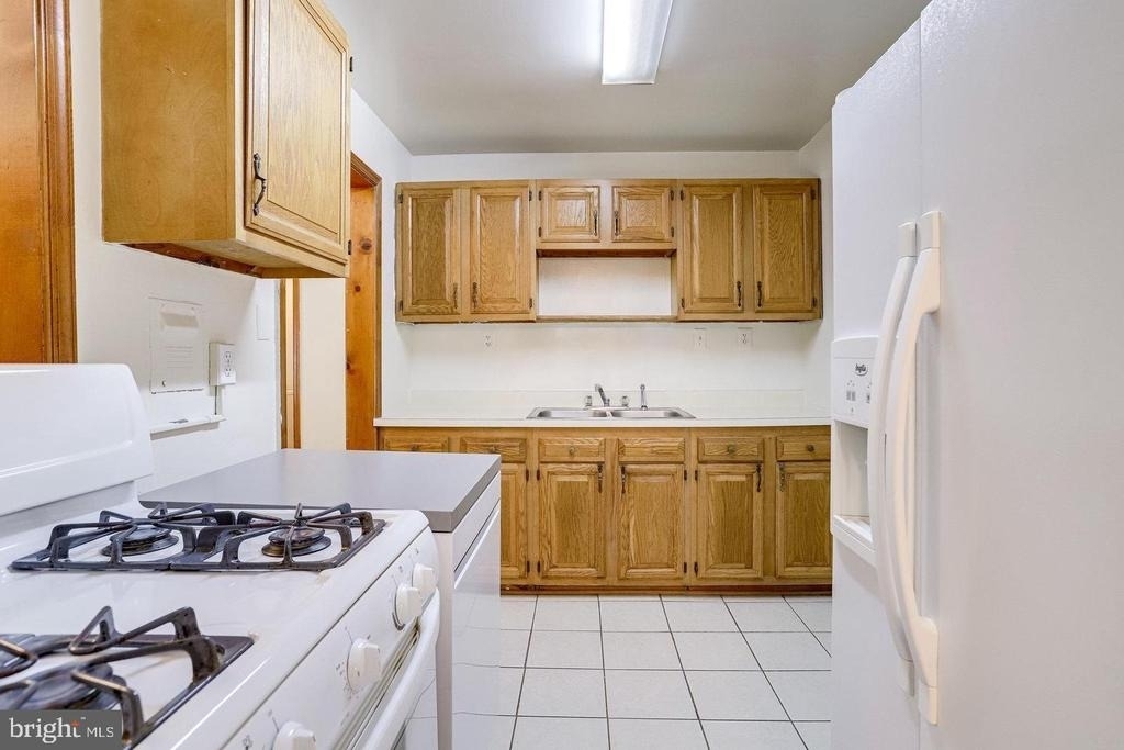 1922 Anderson Road - Photo 8