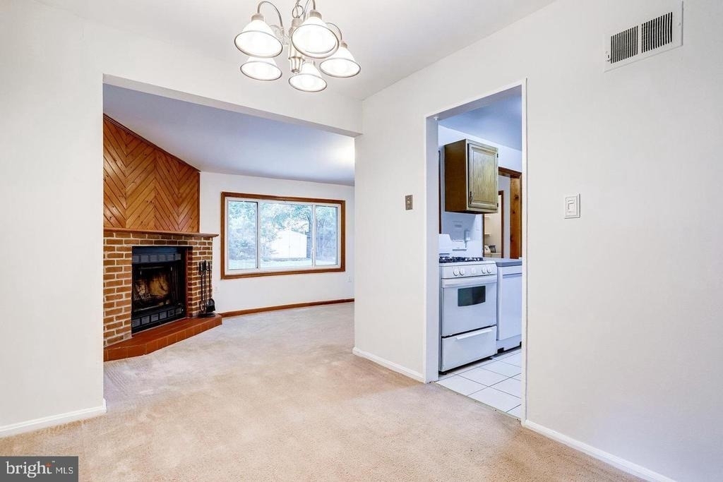 1922 Anderson Road - Photo 5