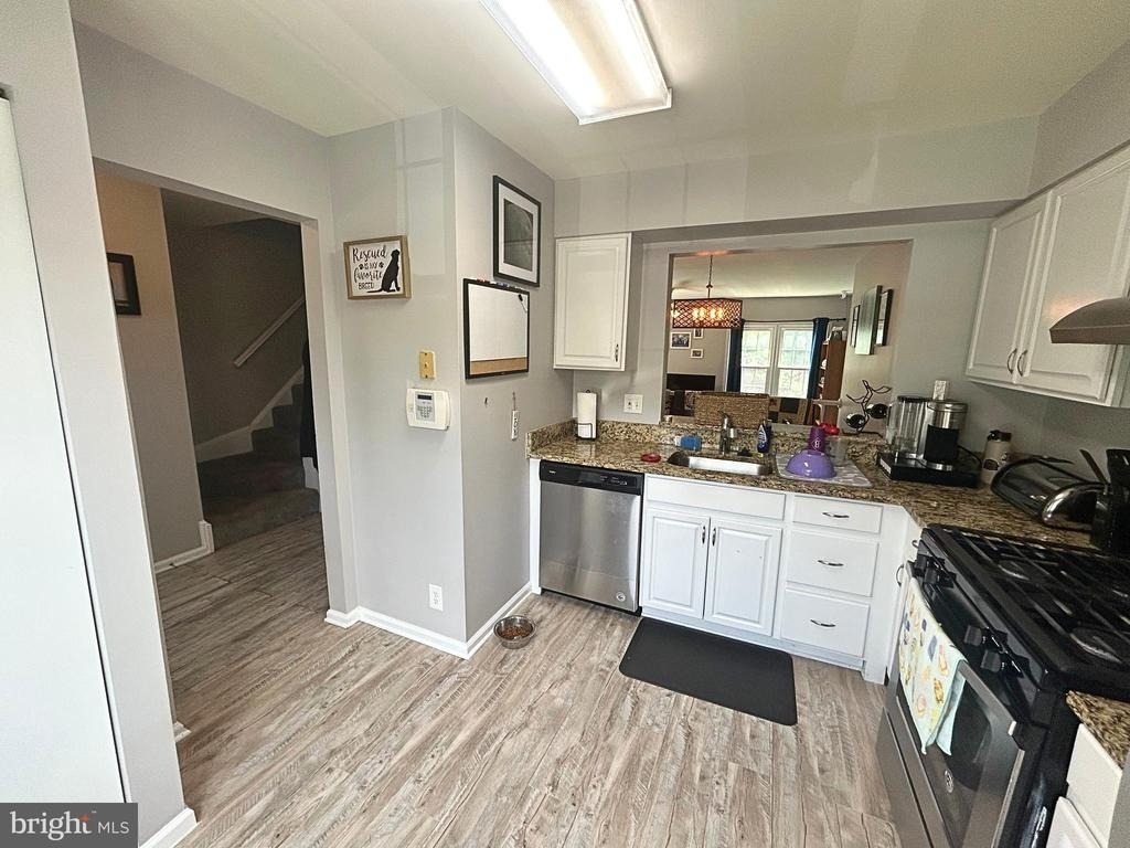 715 Acorn Court - Photo 22