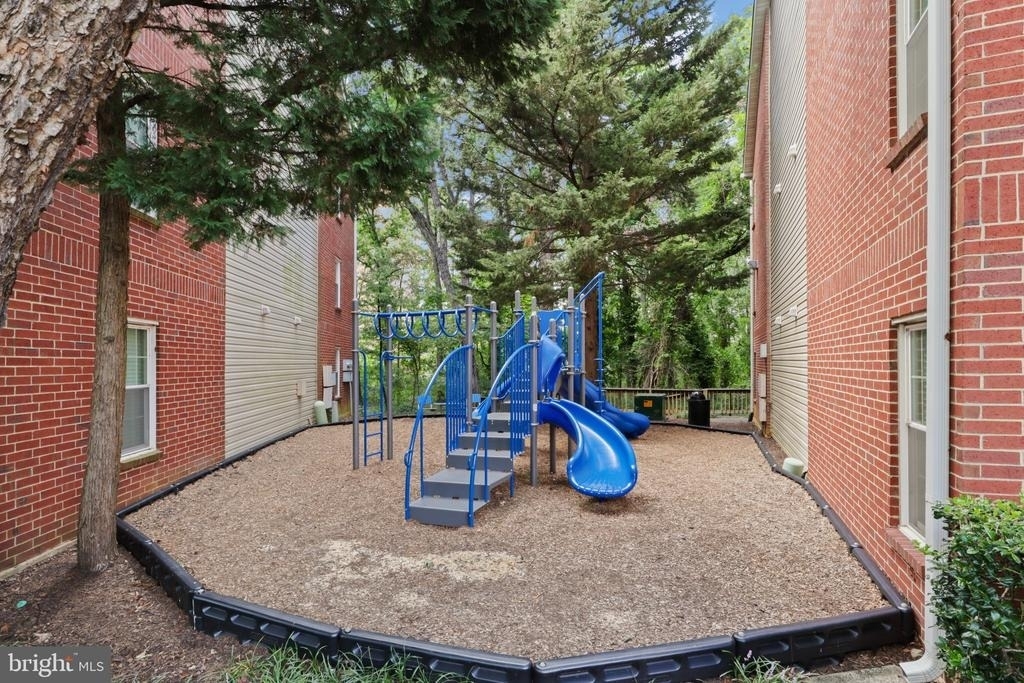 3303 Wyndham Circle - Photo 18