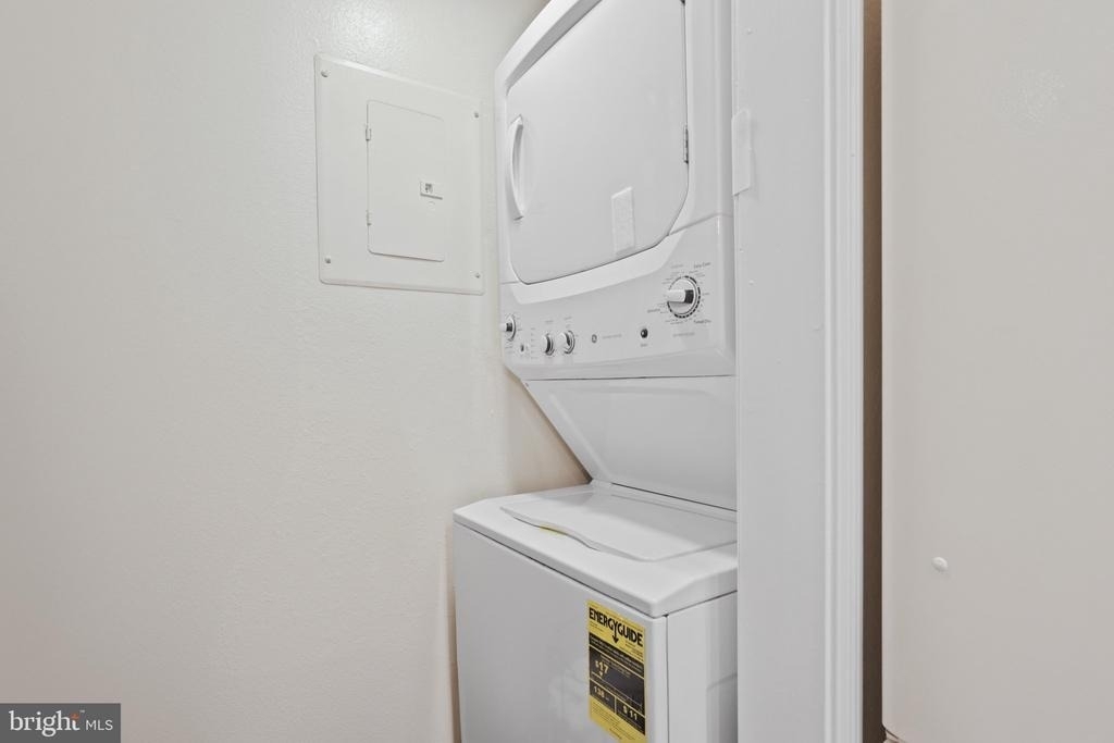 3303 Wyndham Circle - Photo 15
