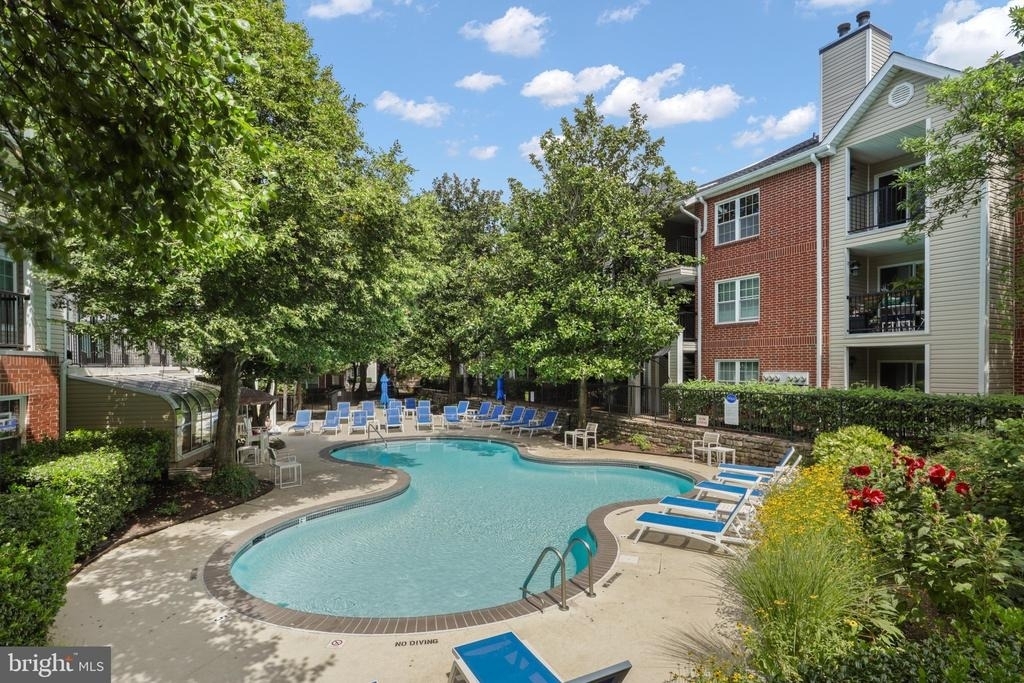 3303 Wyndham Circle - Photo 19