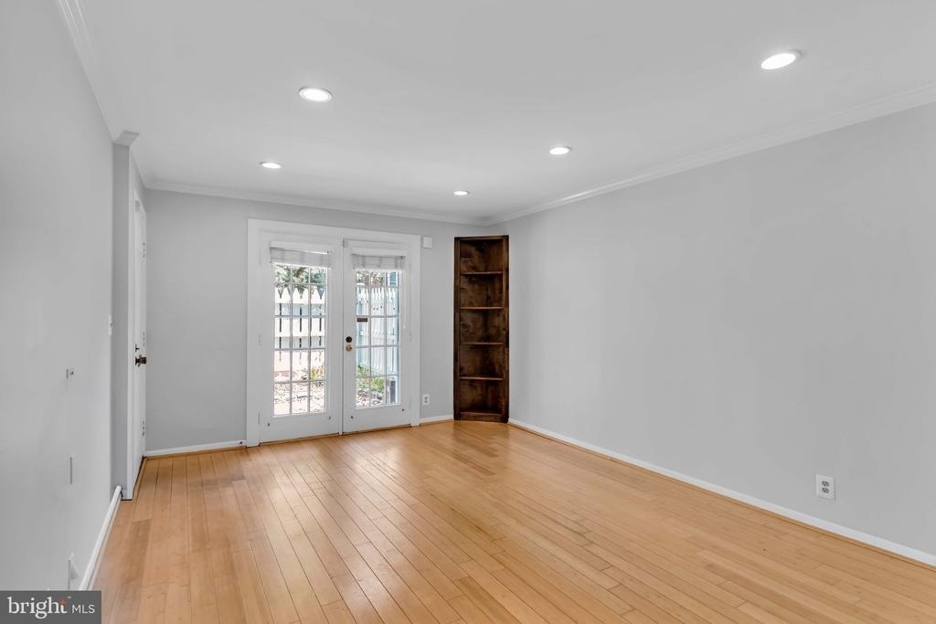 4635 28th Road S - Photo 12