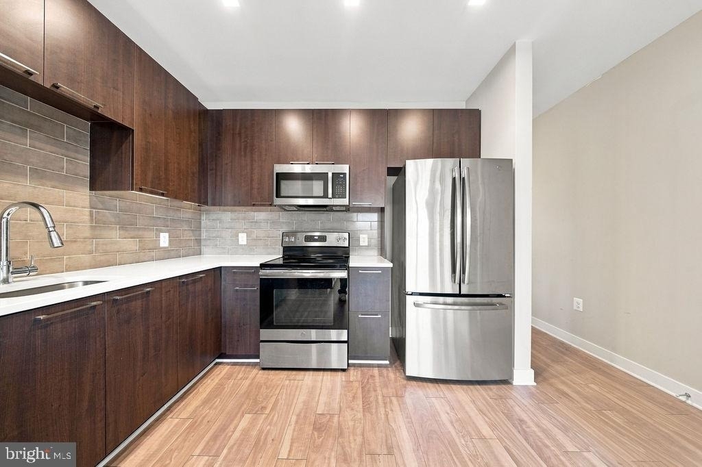 989 S Buchanan Street - Photo 3