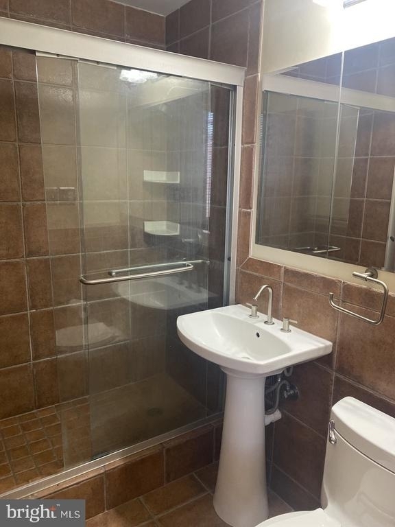 1111 Arlington Boulevard - Photo 9