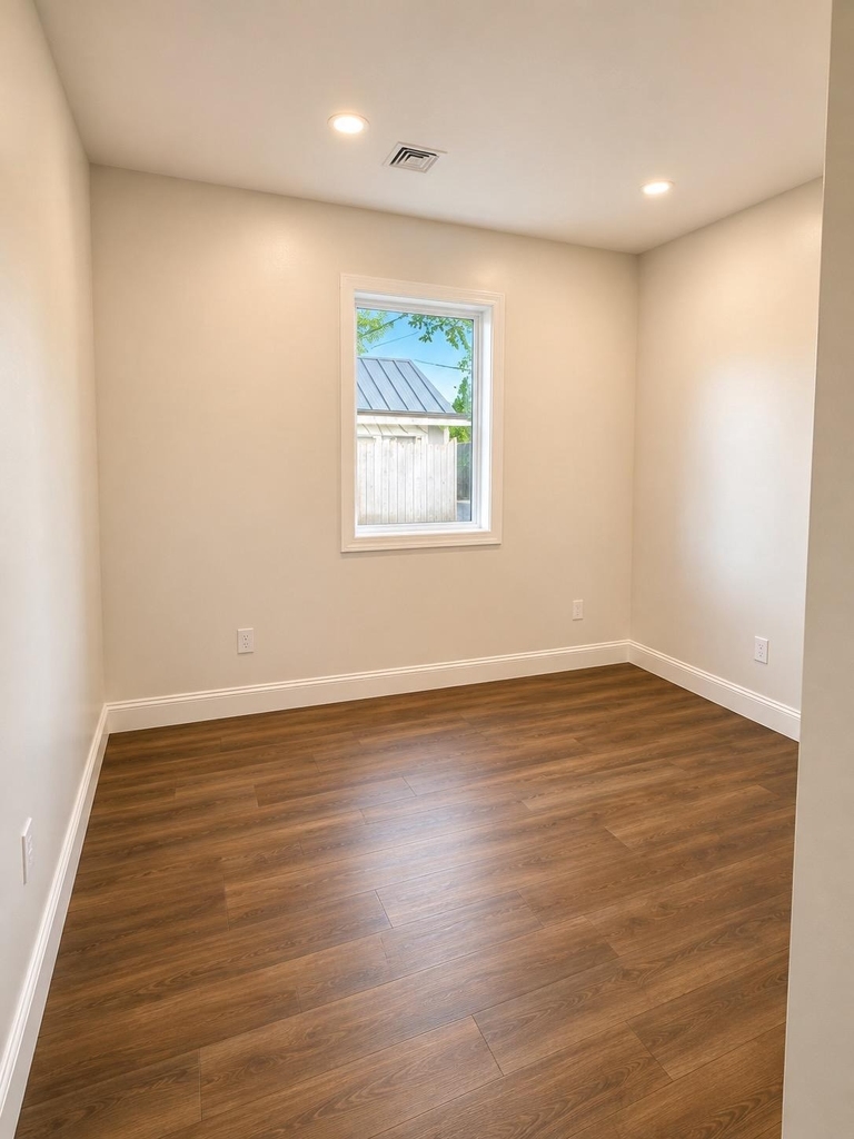 111 N Baltimore Street - Photo 9