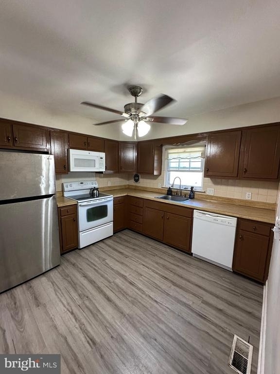 7837 Lawndale Avenue - Photo 7