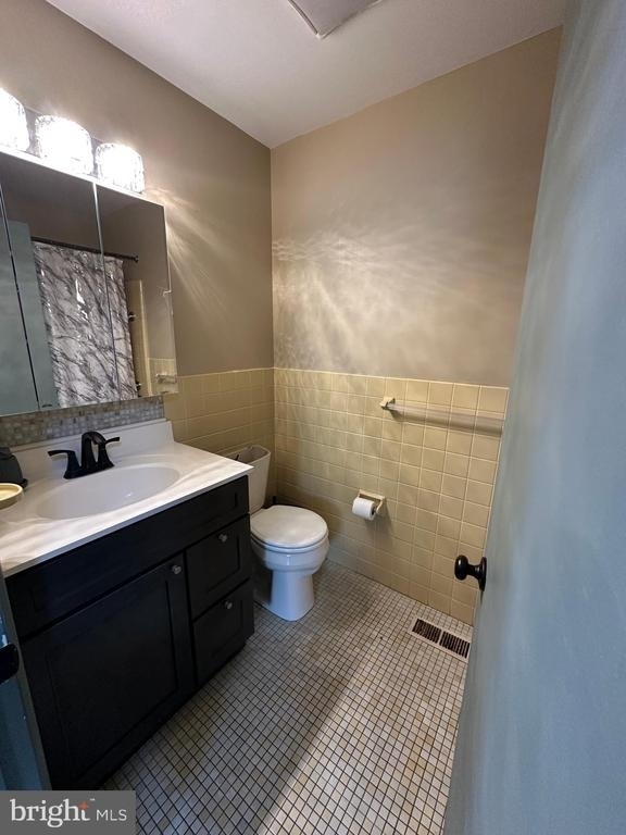7837 Lawndale Avenue - Photo 10