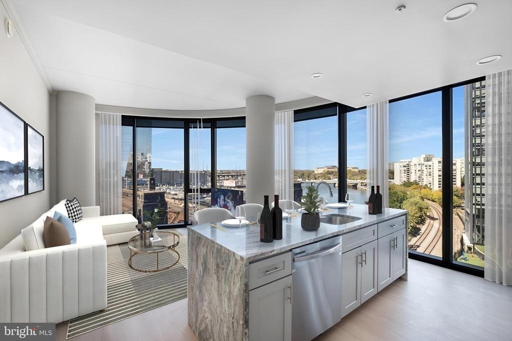2301 John F Kennedy Boulevard - Photo 0