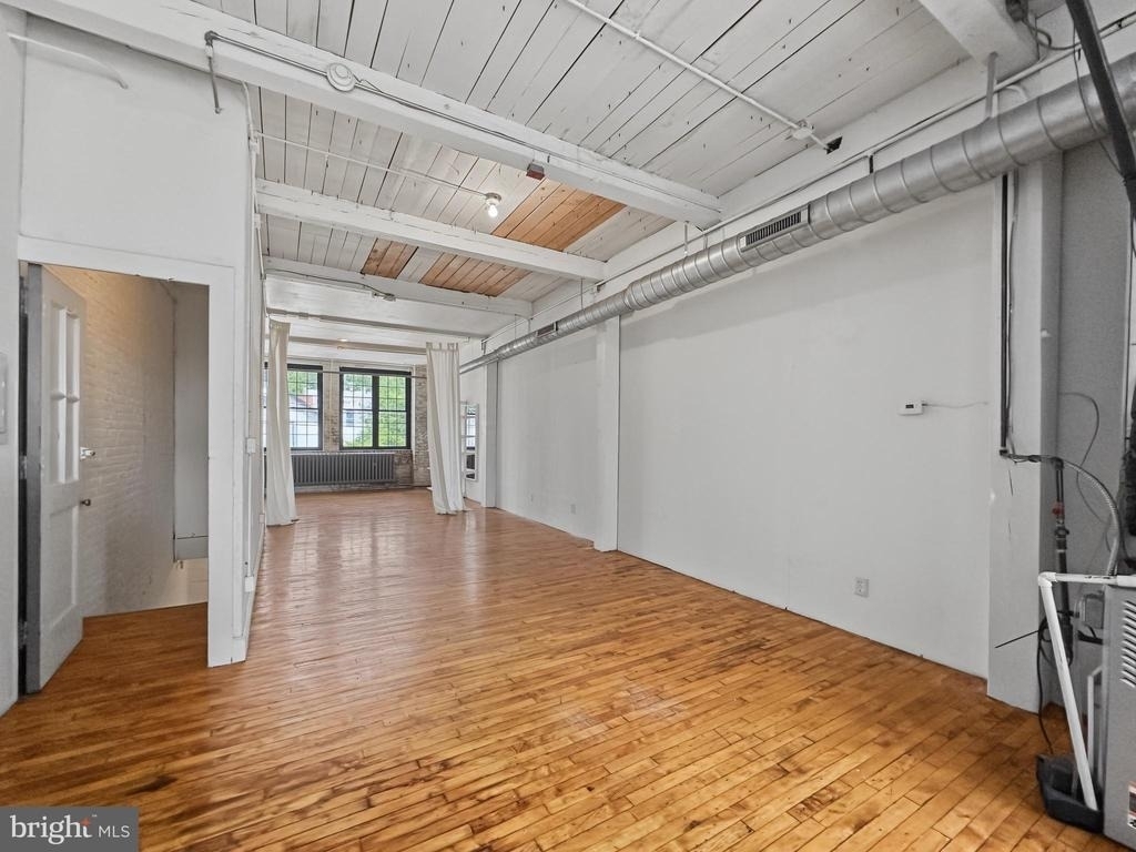 14 W Harvey Street - Photo 1