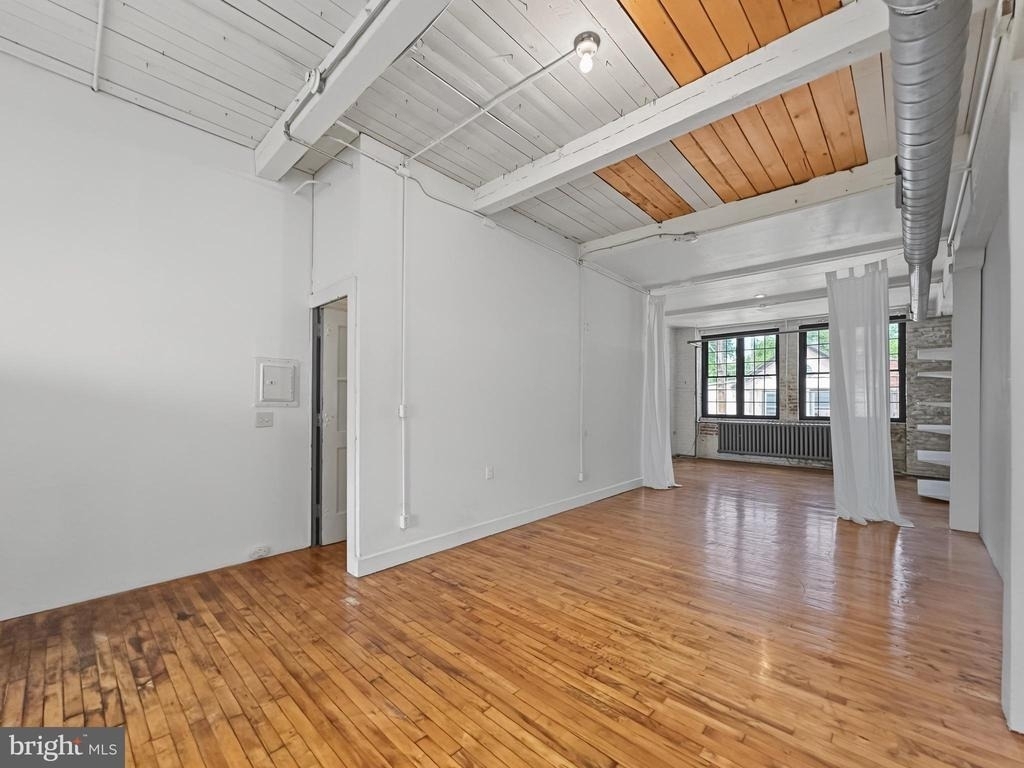 14 W Harvey Street - Photo 3