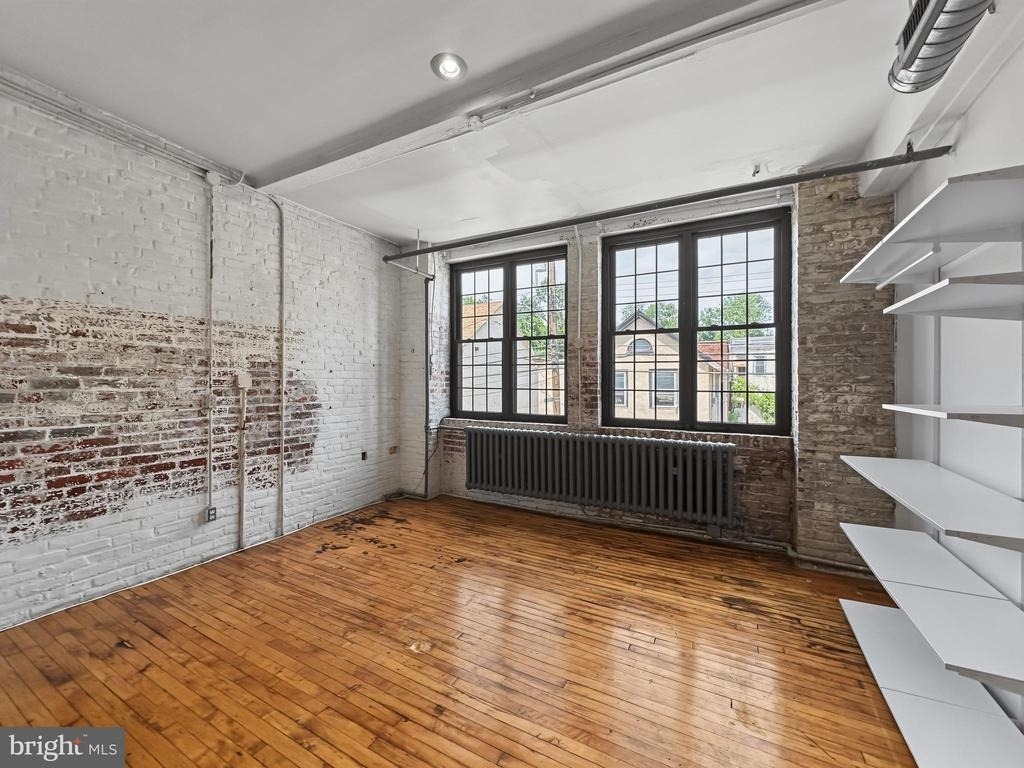 14 W Harvey Street - Photo 5