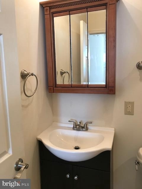 2908 Ridge Avenue - Photo 3