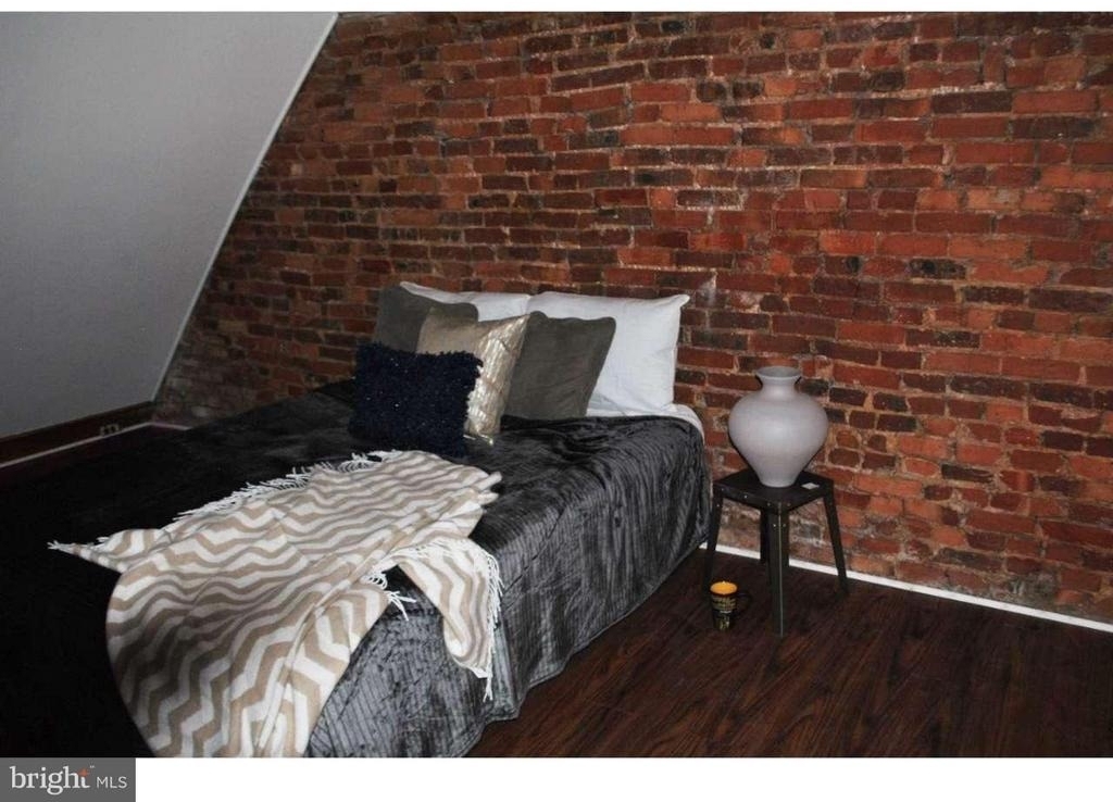 5027 Pine Street - Photo 9