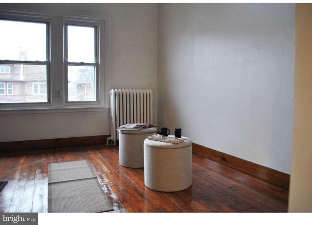 5027 Pine Street - Photo 5