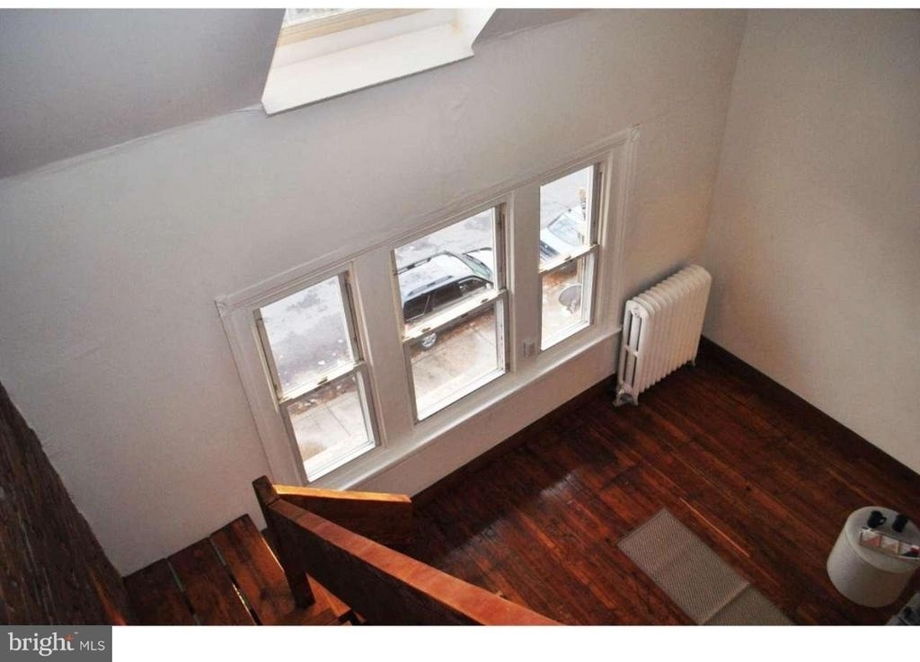 5027 Pine Street - Photo 10