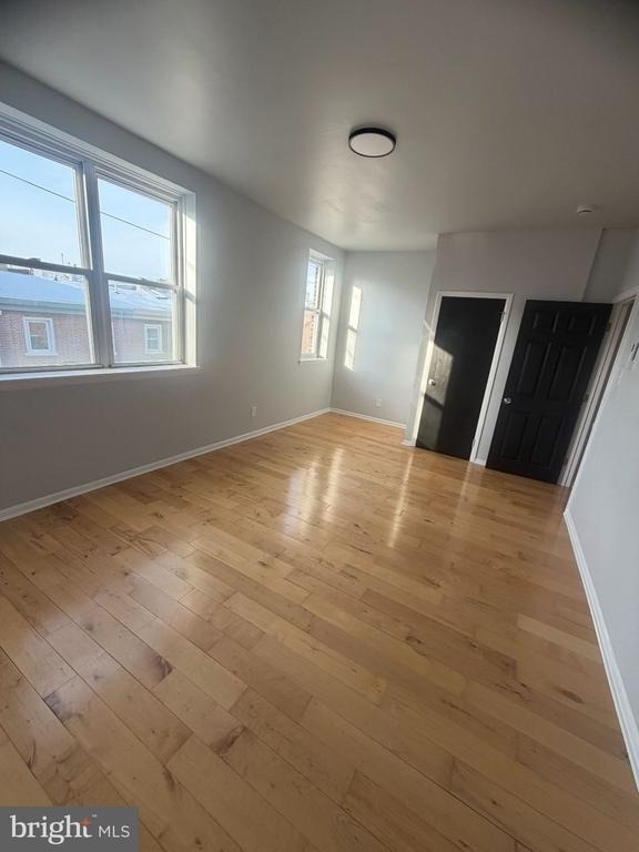 975 N Lawrence Street - Photo 2