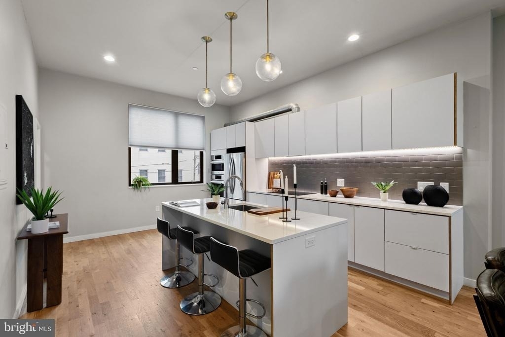 1720 Folsom Street - Photo 7