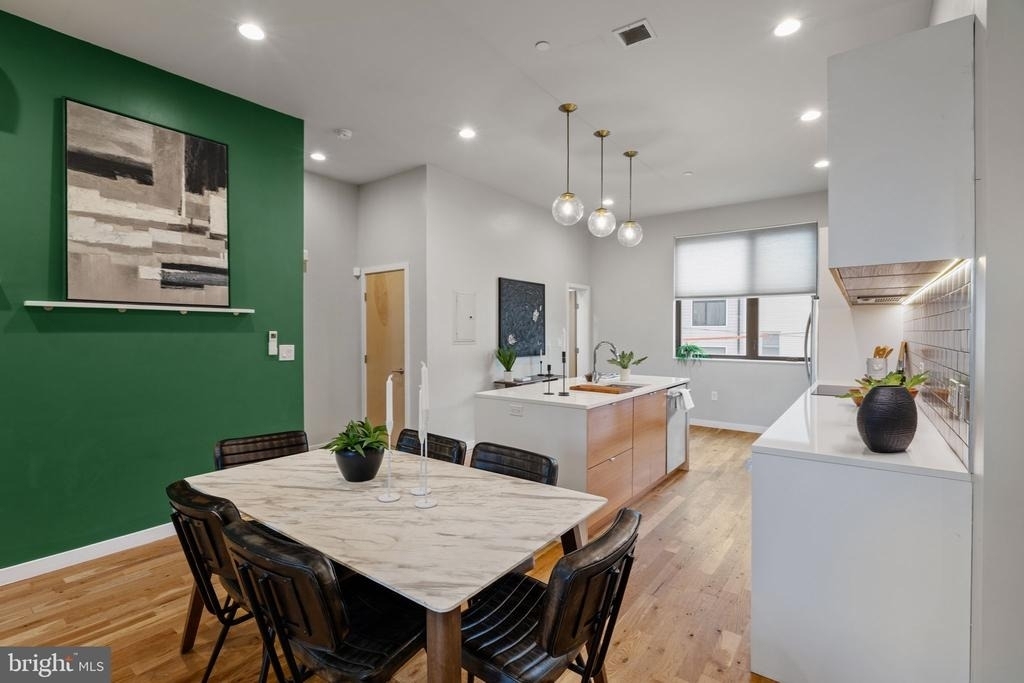 1720 Folsom Street - Photo 12