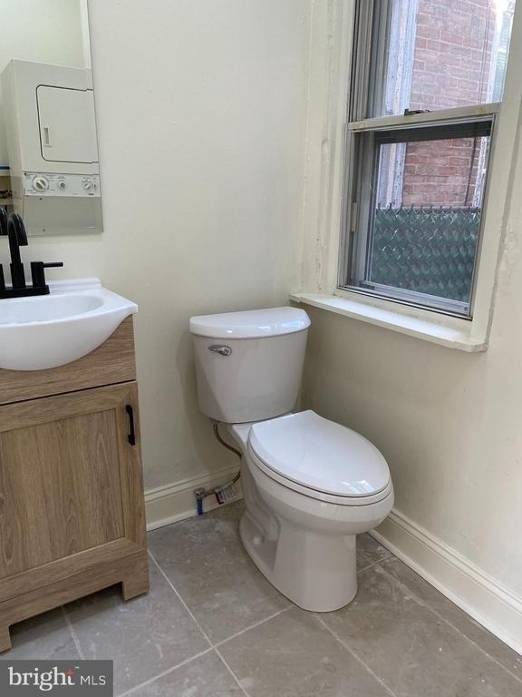 823 N Hutton Street - Photo 5