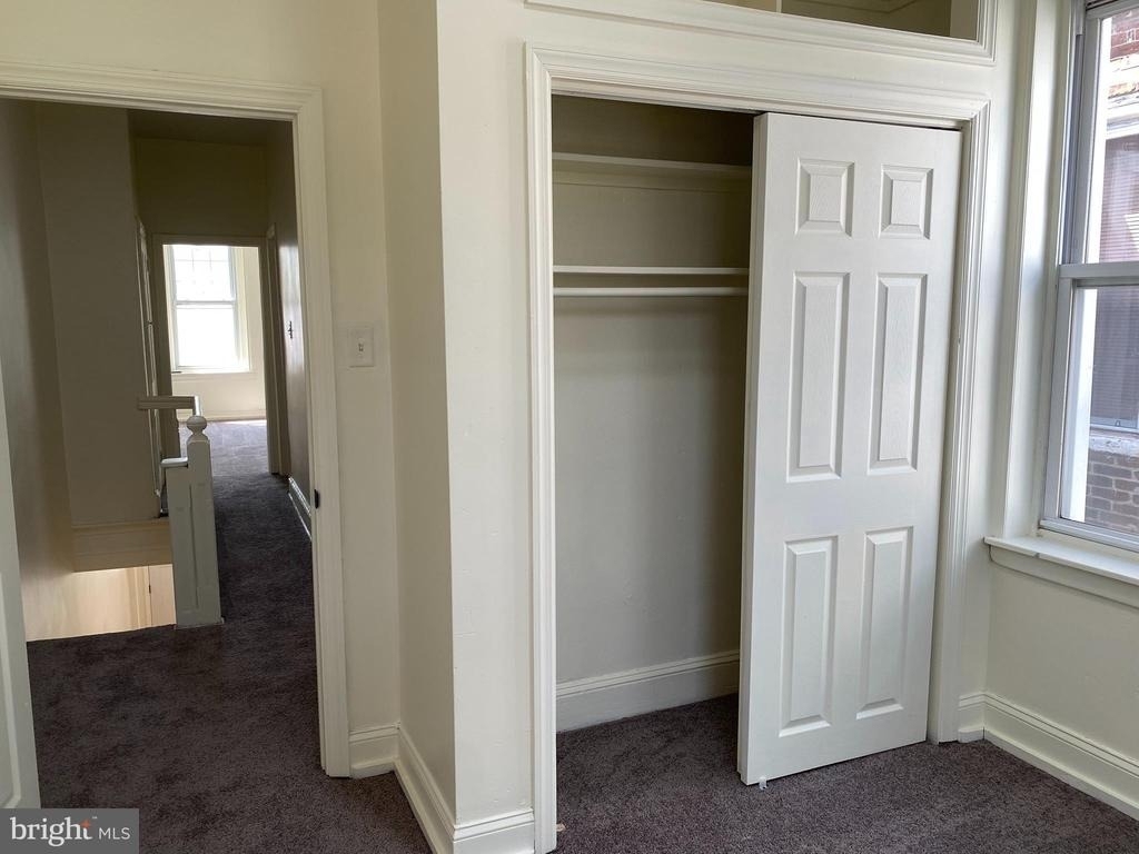 823 N Hutton Street - Photo 16