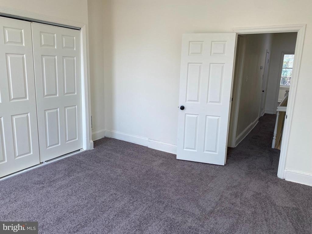 823 N Hutton Street - Photo 10