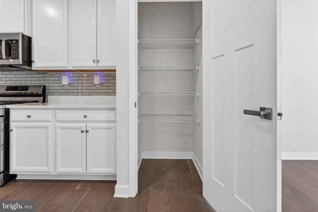 8005 Milltown Circle - Photo 9