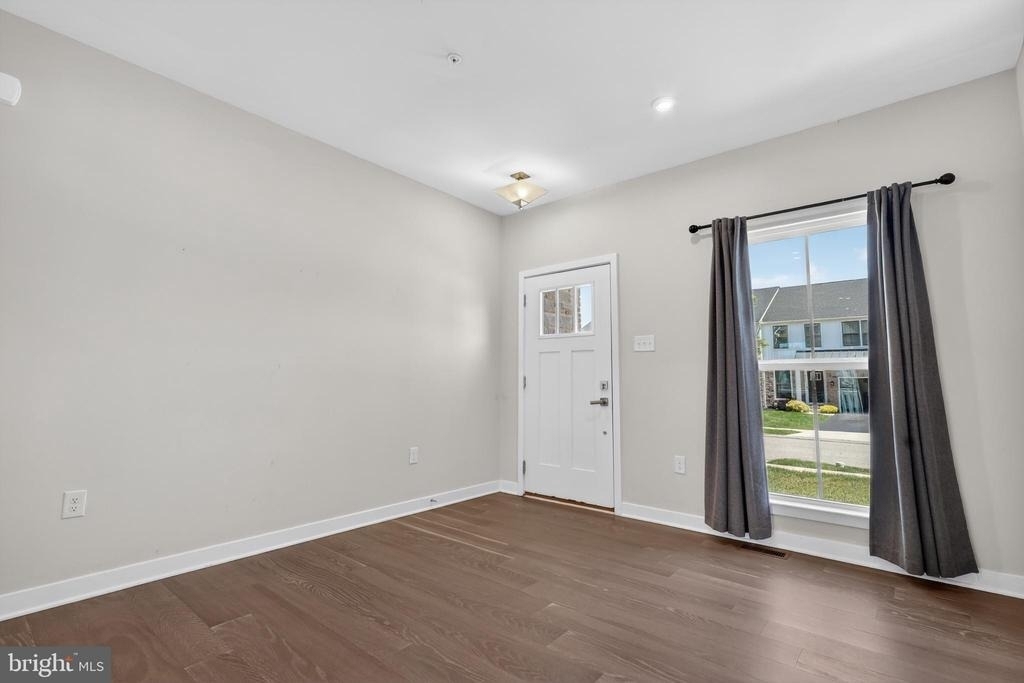 8005 Milltown Circle - Photo 3