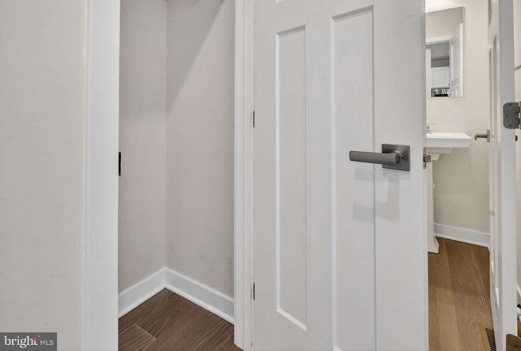 8005 Milltown Circle - Photo 17