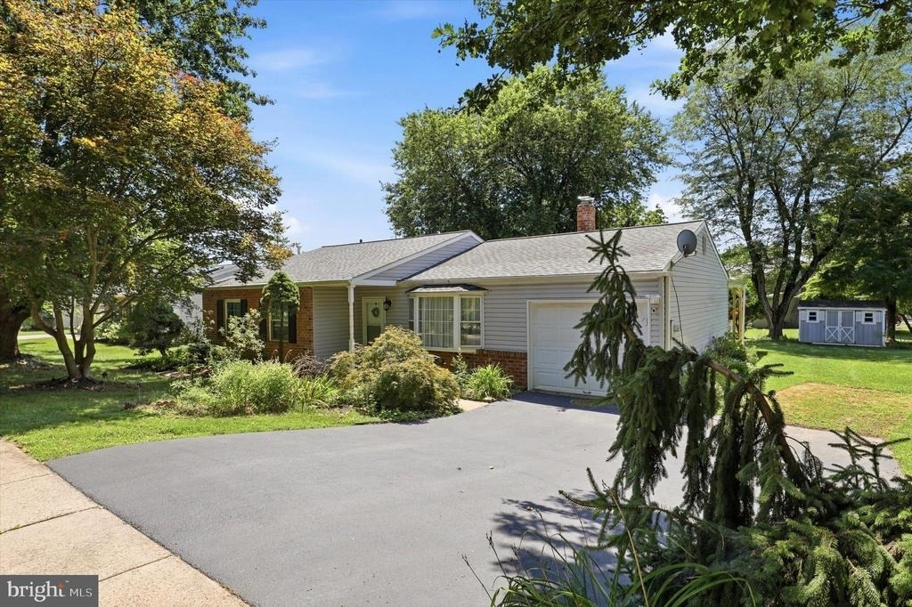 320 Flourtown Road - Photo 0