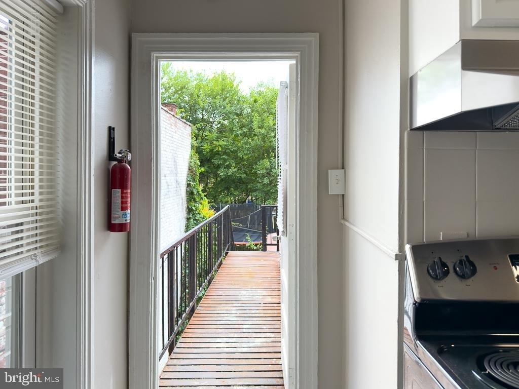 332 Chestnut Street - Photo 6