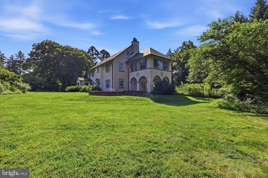 490 Bancroft Road - Photo 1