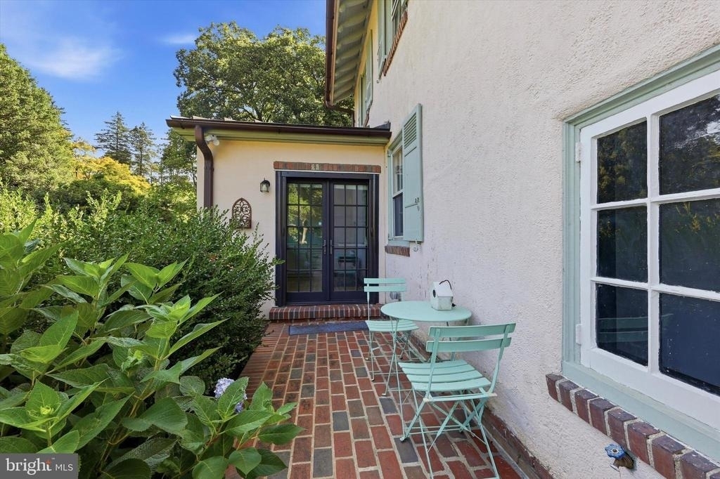 490 Bancroft Road - Photo 40