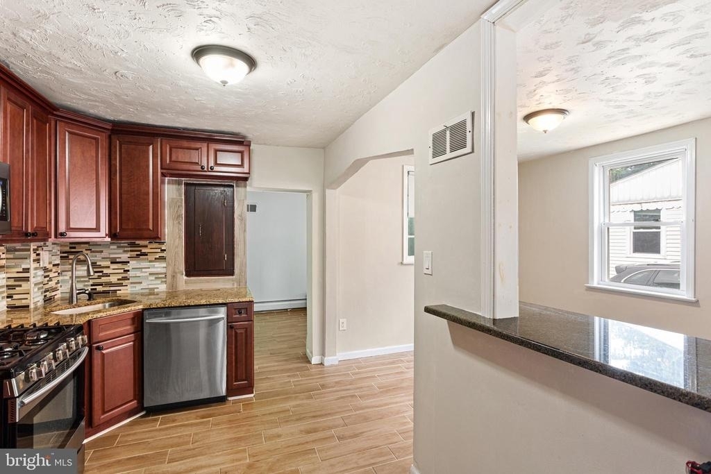 220 Williams Road - Photo 5