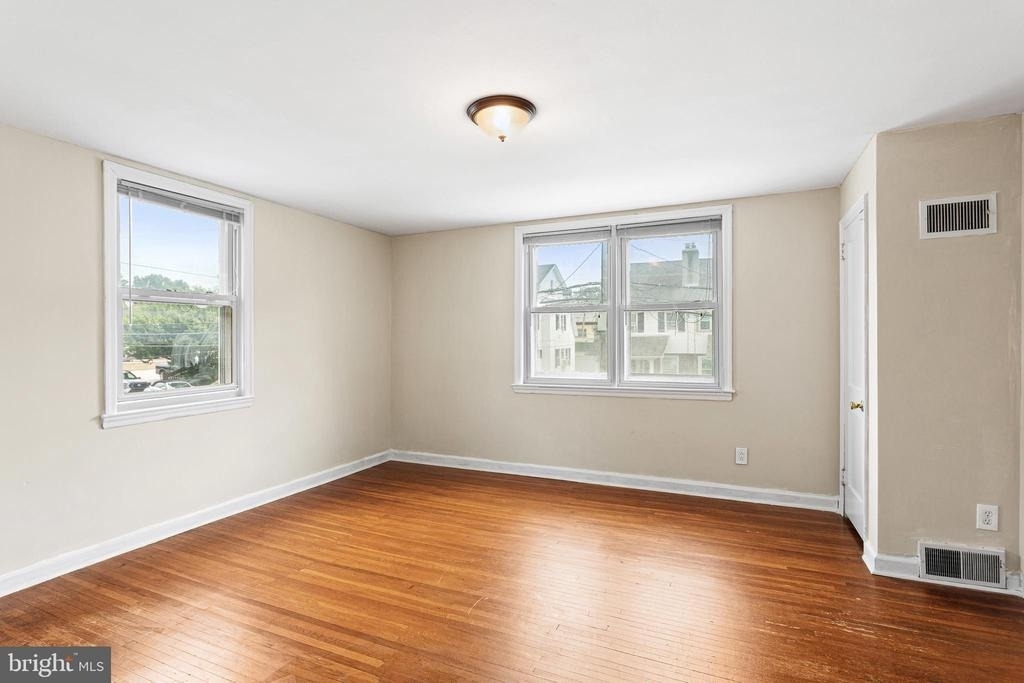 220 Williams Road - Photo 9