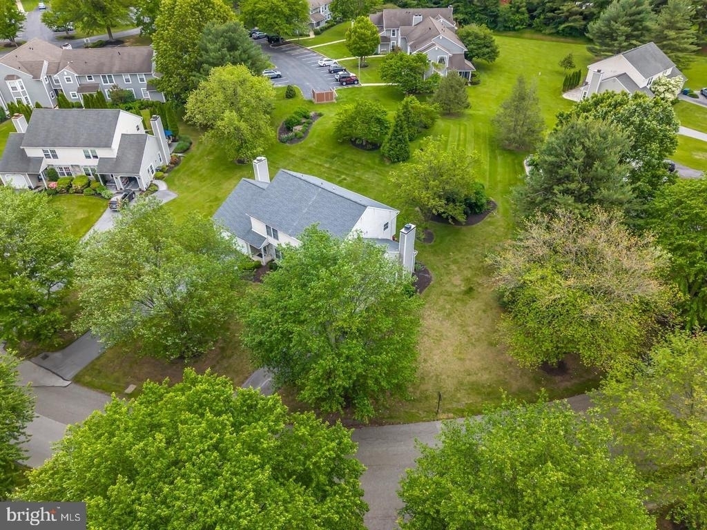 786 Bradford Terrace - Photo 29