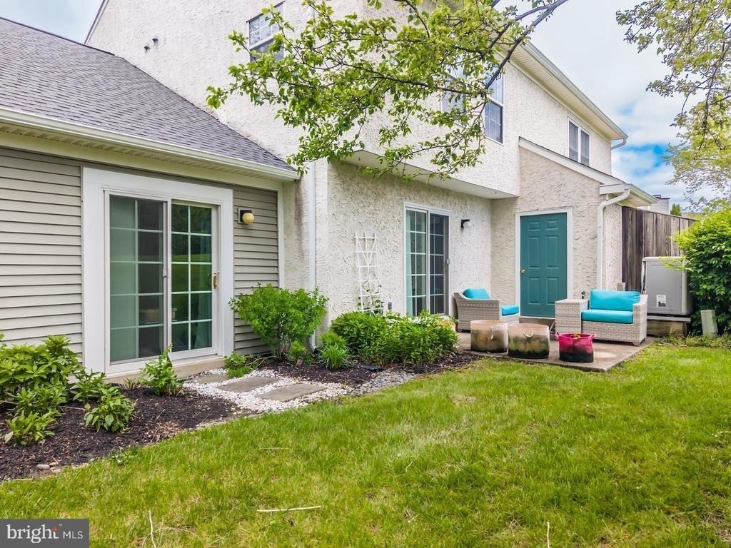 786 Bradford Terrace - Photo 27